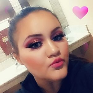 Meet your Posher, Raquel